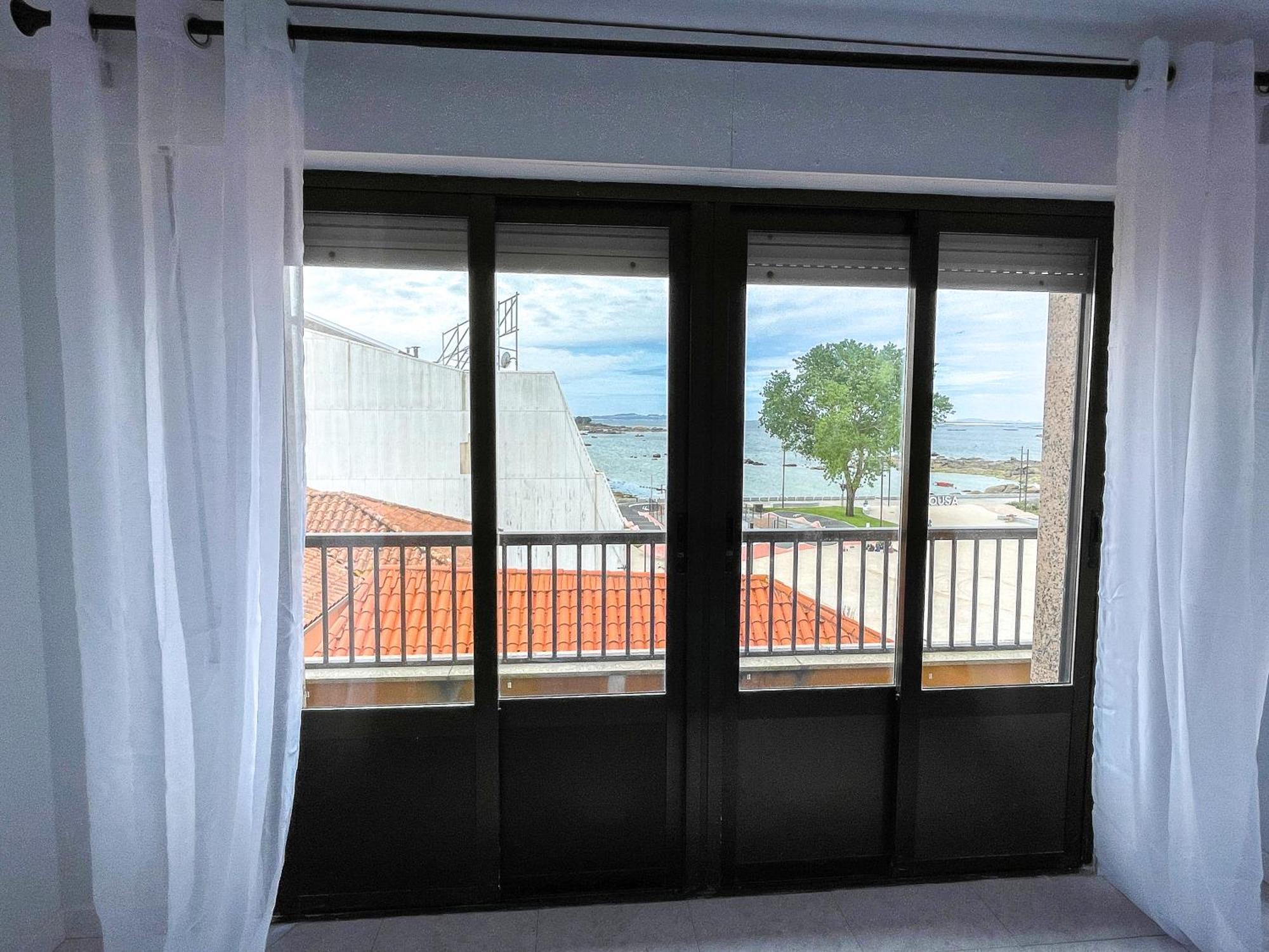 Complejo Tamanaco Illa De Arousa 3000 Extérieur photo